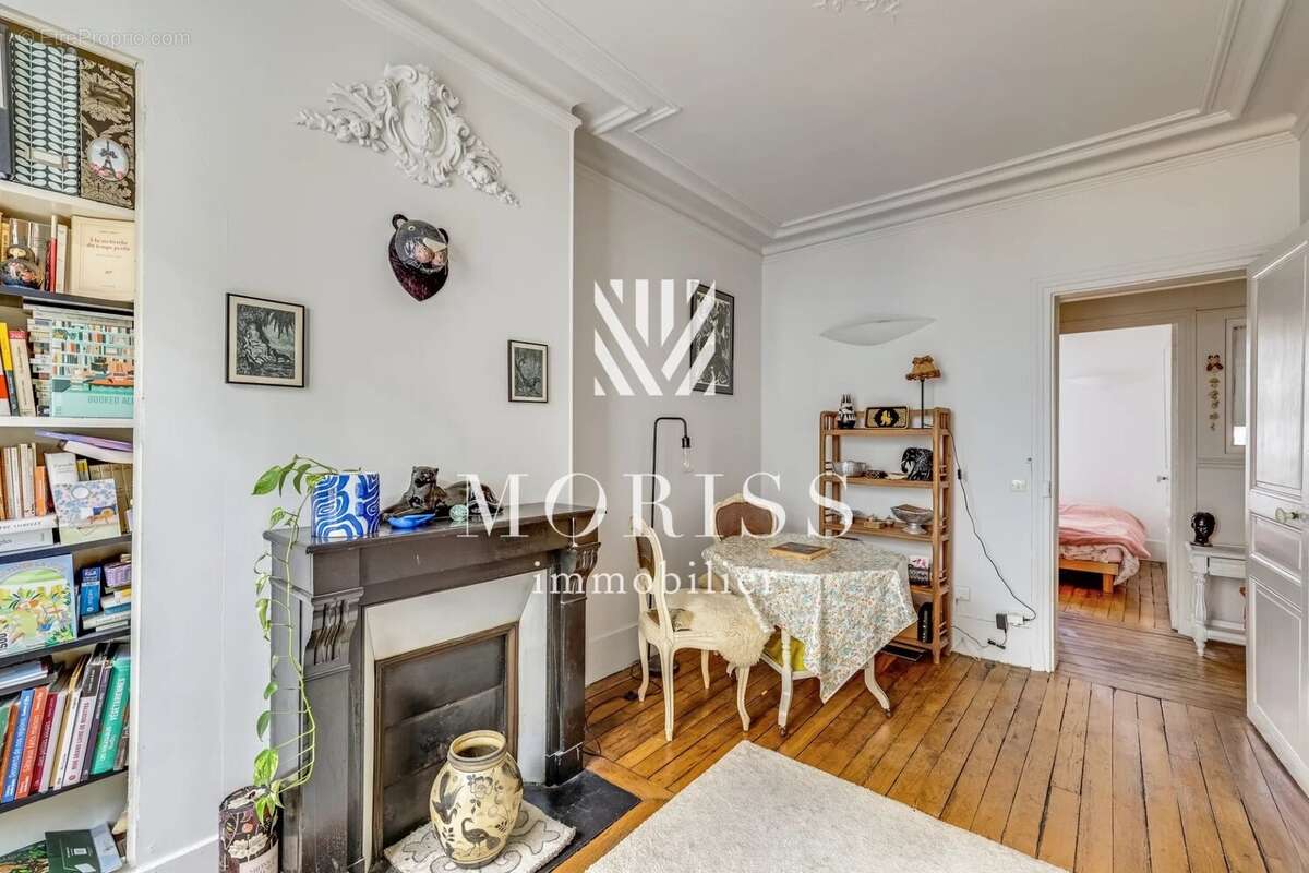 Appartement à PARIS-14E