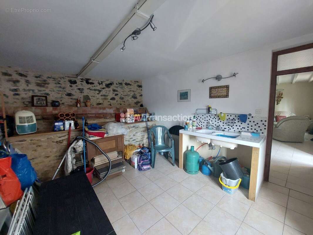 Maison à LA CROPTE