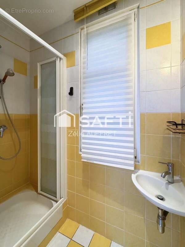 Photo 9 - Appartement à PARIS-10E