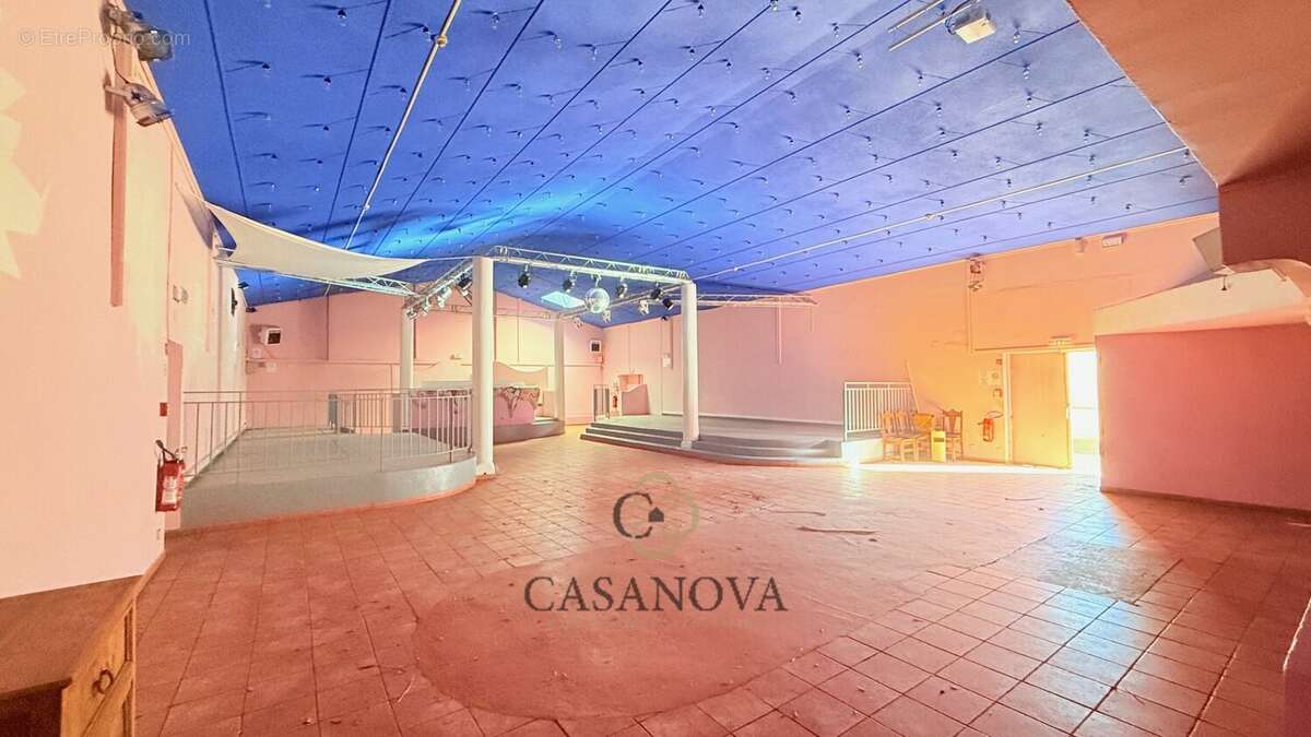 Maison à VILLENEUVE-LES-BEZIERS