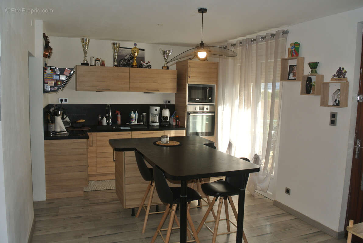 Maison à SAINTE-BAZEILLE