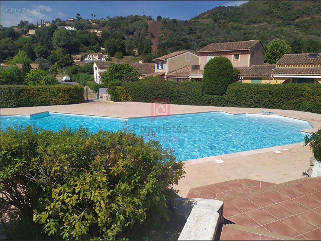 Maison à AURIBEAU-SUR-SIAGNE