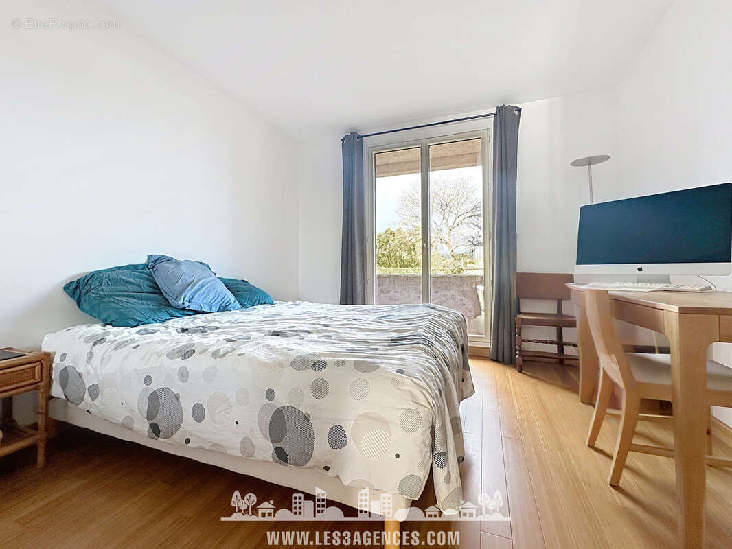 Appartement à COGOLIN