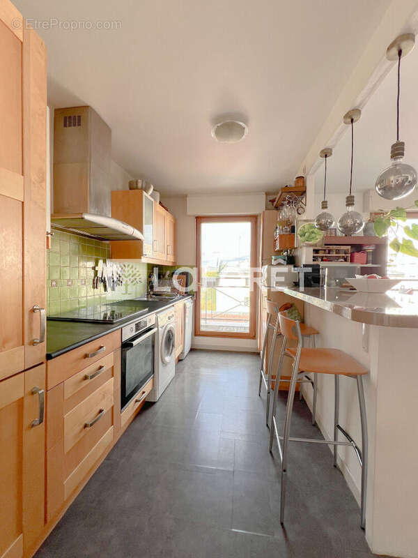 Appartement à MONTROUGE