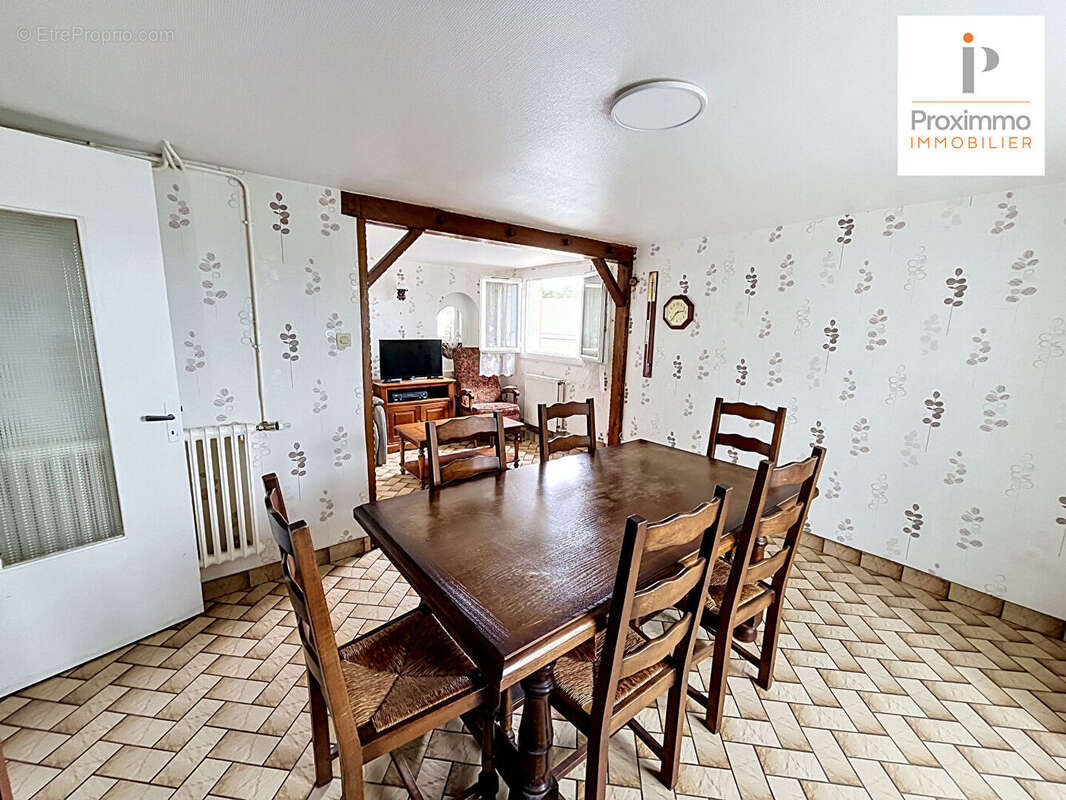 Maison à SAINT-JUST