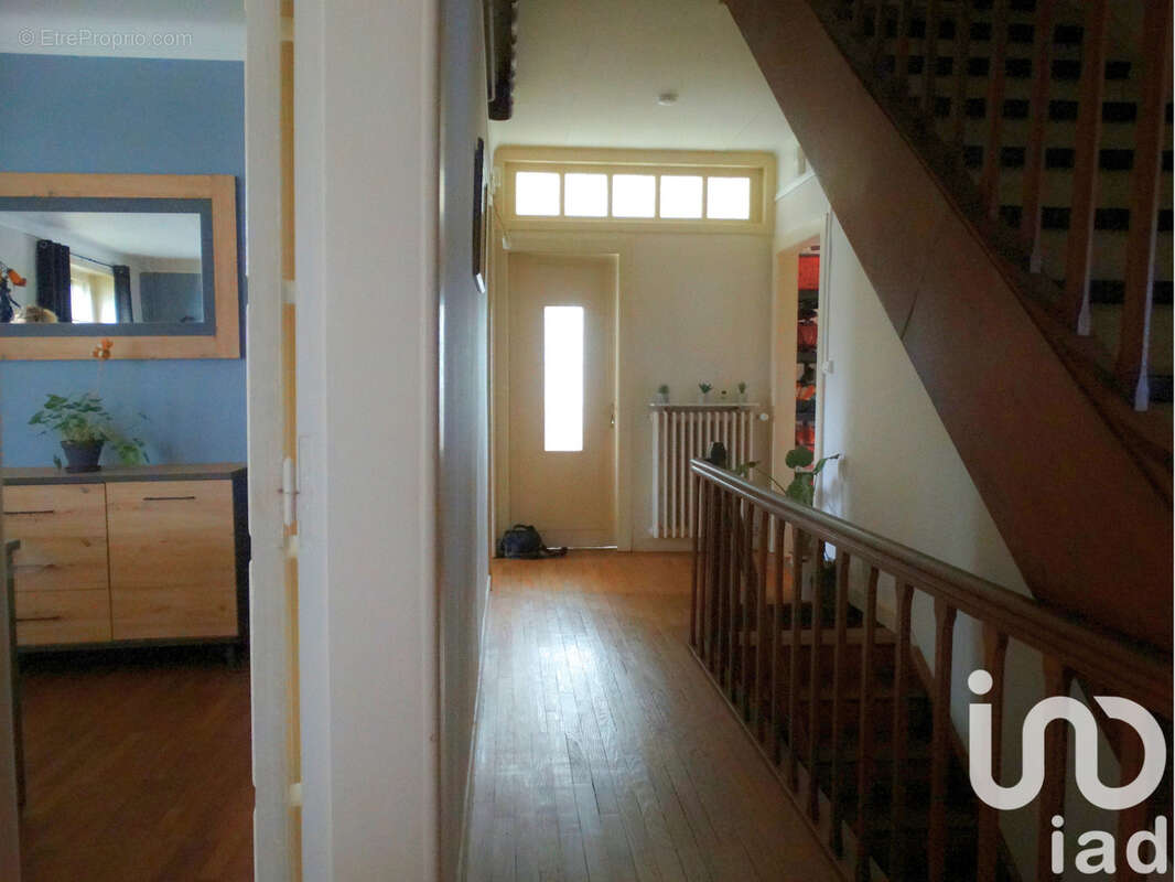 Photo 2 - Maison à ETIVAL-CLAIREFONTAINE