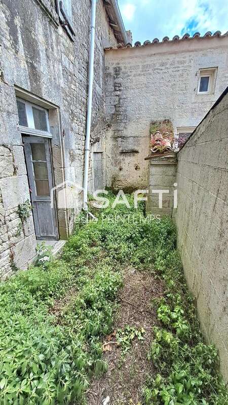 Maison 70 m² à Bouille-Courdault  - photo 6