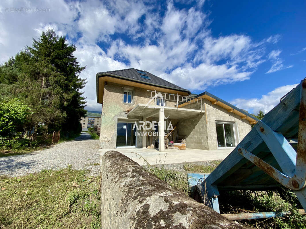 Maison à SAINT-JEAN-DE-MAURIENNE
