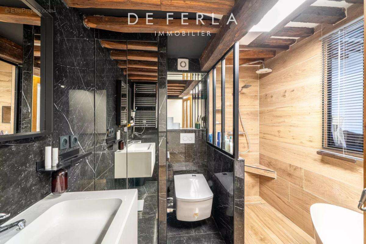 Appartement à PARIS-5E