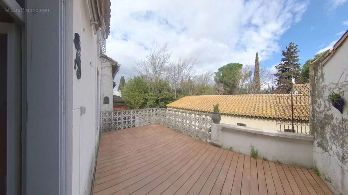 Maison à LEZIGNAN-CORBIERES