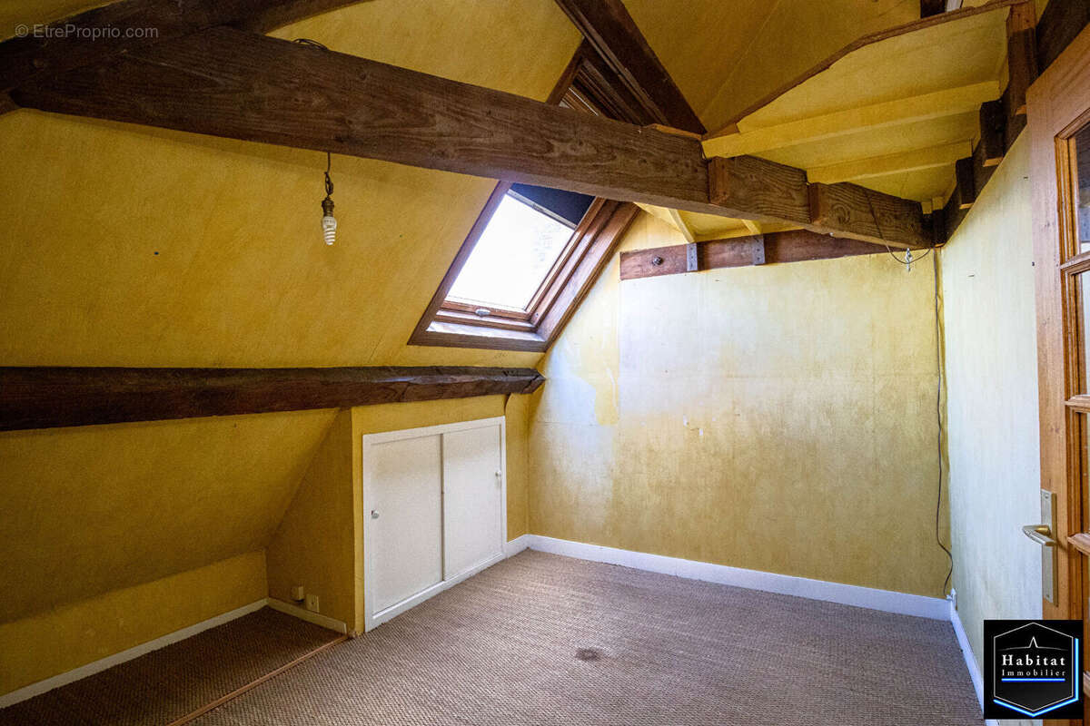 Appartement à LE PLESSIS-BELLEVILLE