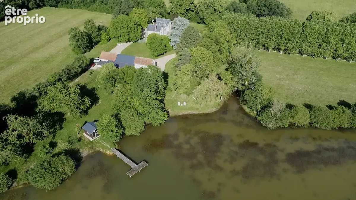 Propriété 4,7 ha avec étang : maison fin XIXème, dépendance, cave, prairie - photo 1