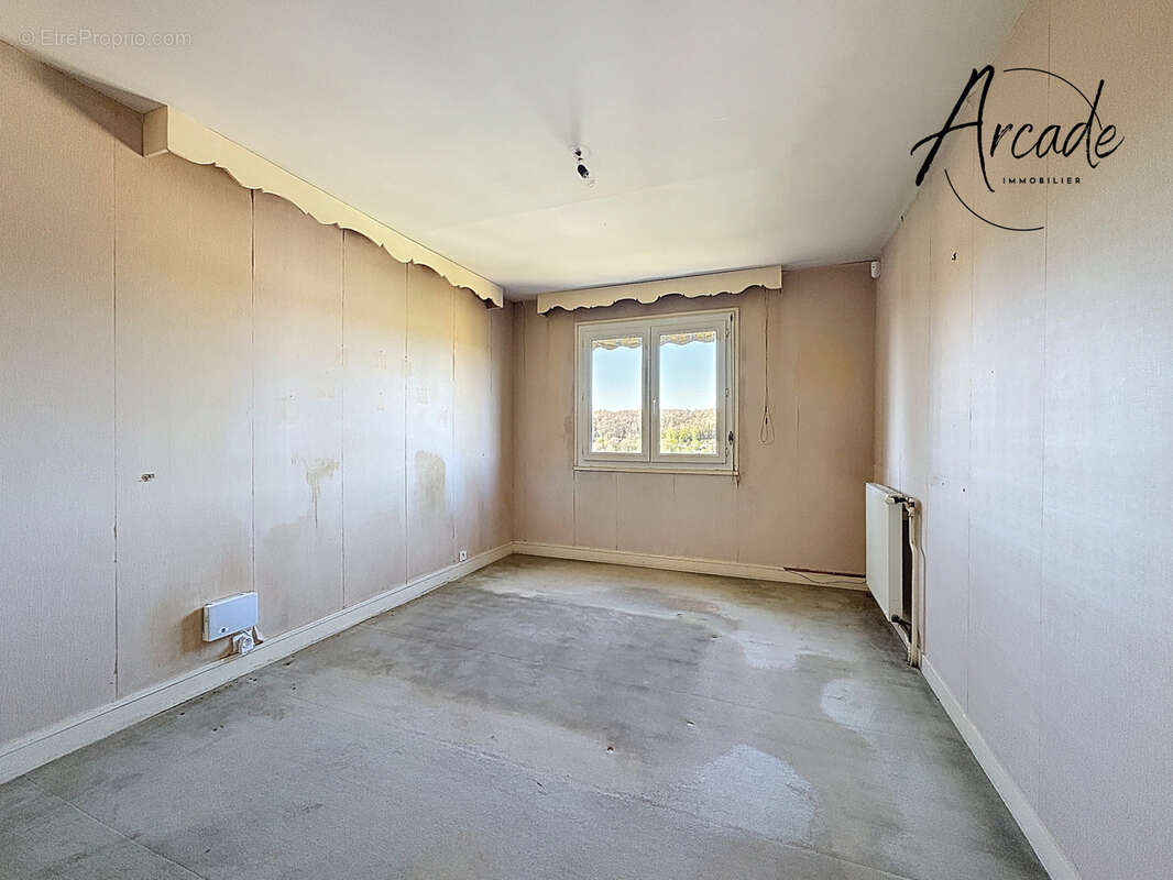 Maison à MONTIVILLIERS