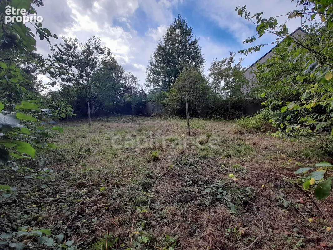 Terrain à PLOGONNEC