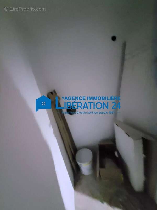 Appartement à SAINT-ROMAIN-EN-JAREZ