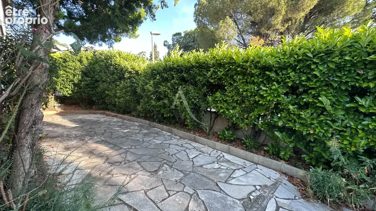 Villa composee d un t4 et t2 avec terrasses jardin garage et cave a manosque vendu loue - photo 8