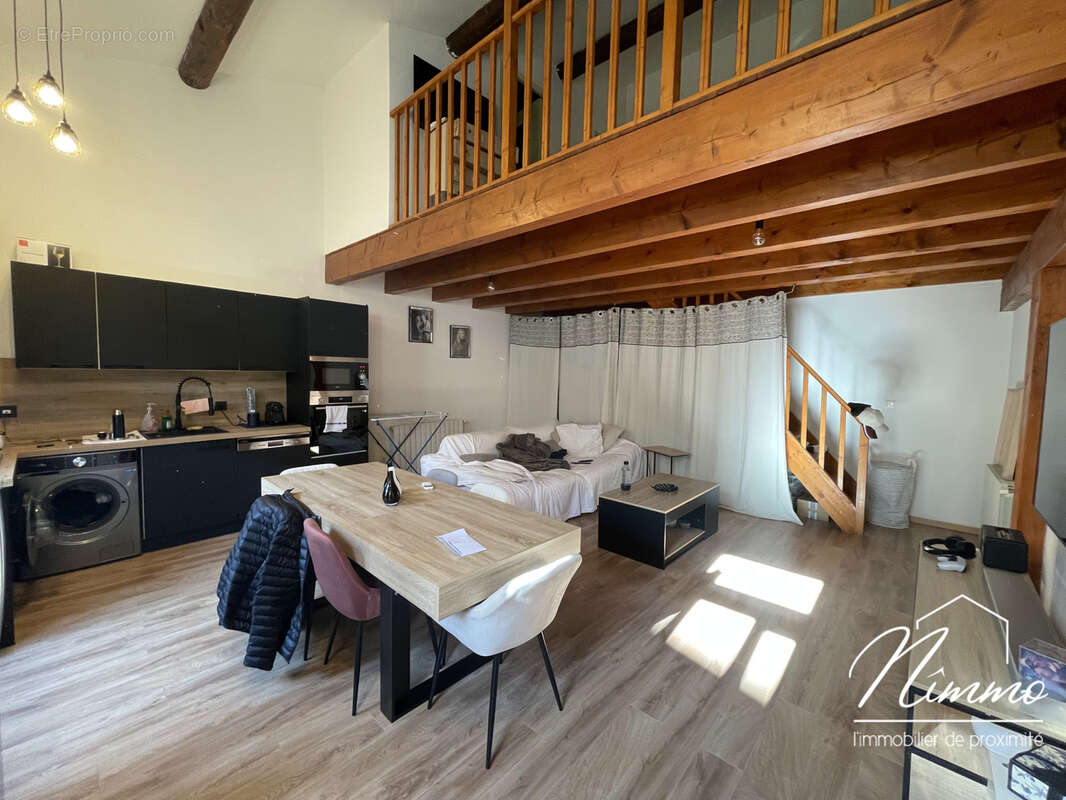 Appartement à NIMES