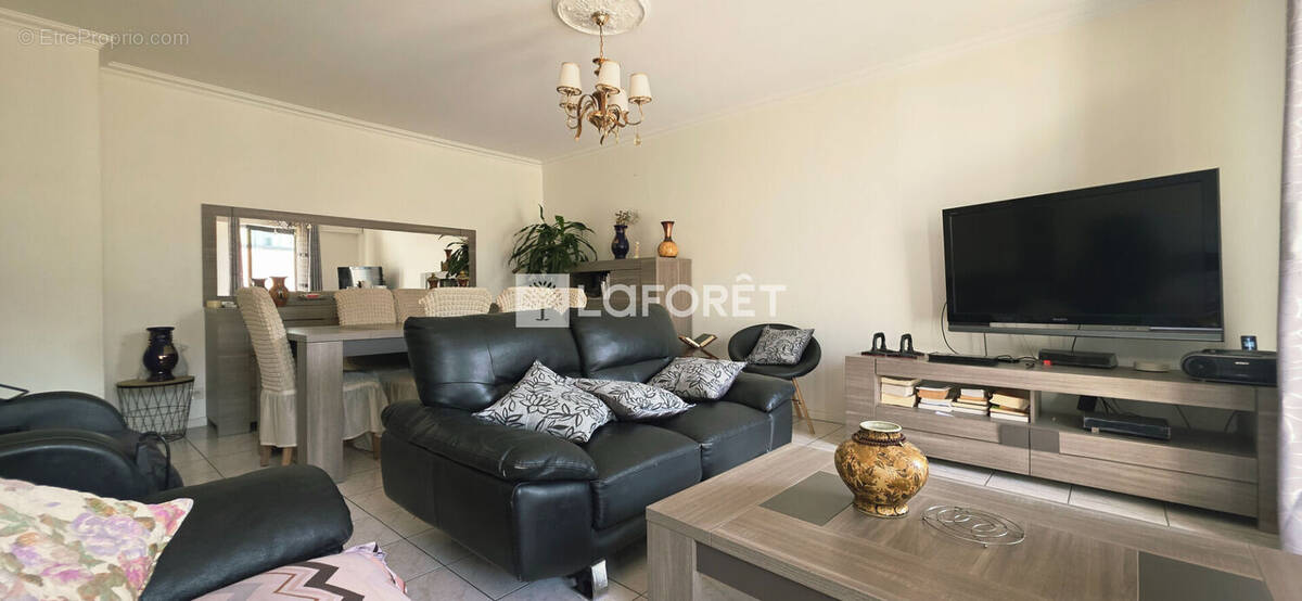 Appartement à SAINT-DENIS
