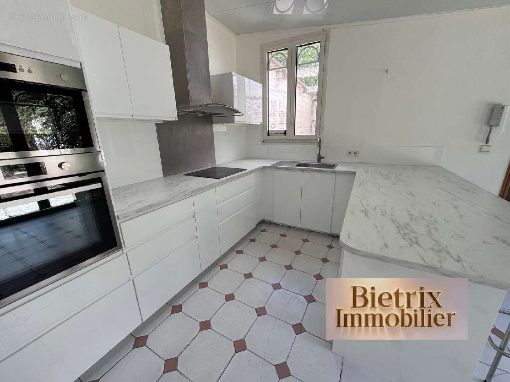 Maison à L&#039;ISLE-ADAM