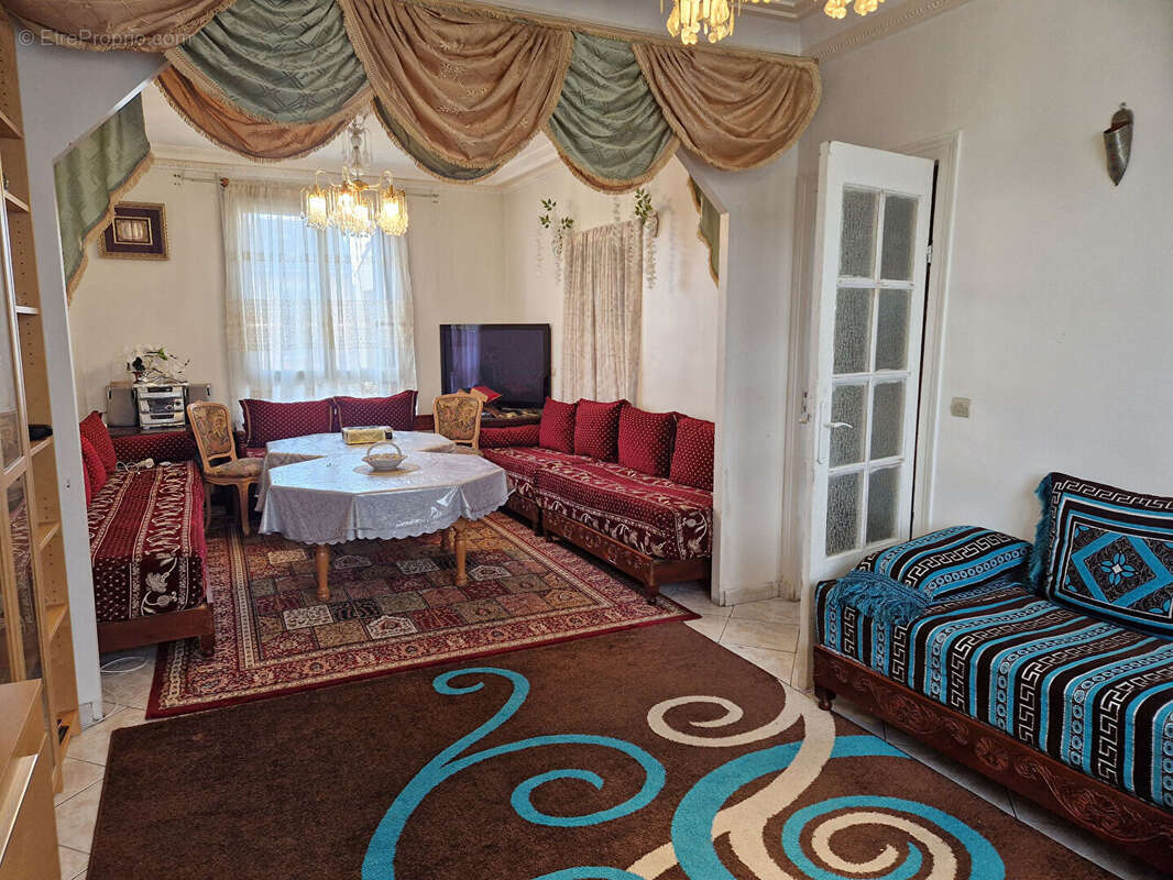 Maison à AULNAY-SOUS-BOIS