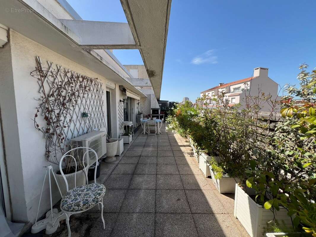 Appartement à MARSEILLE-8E