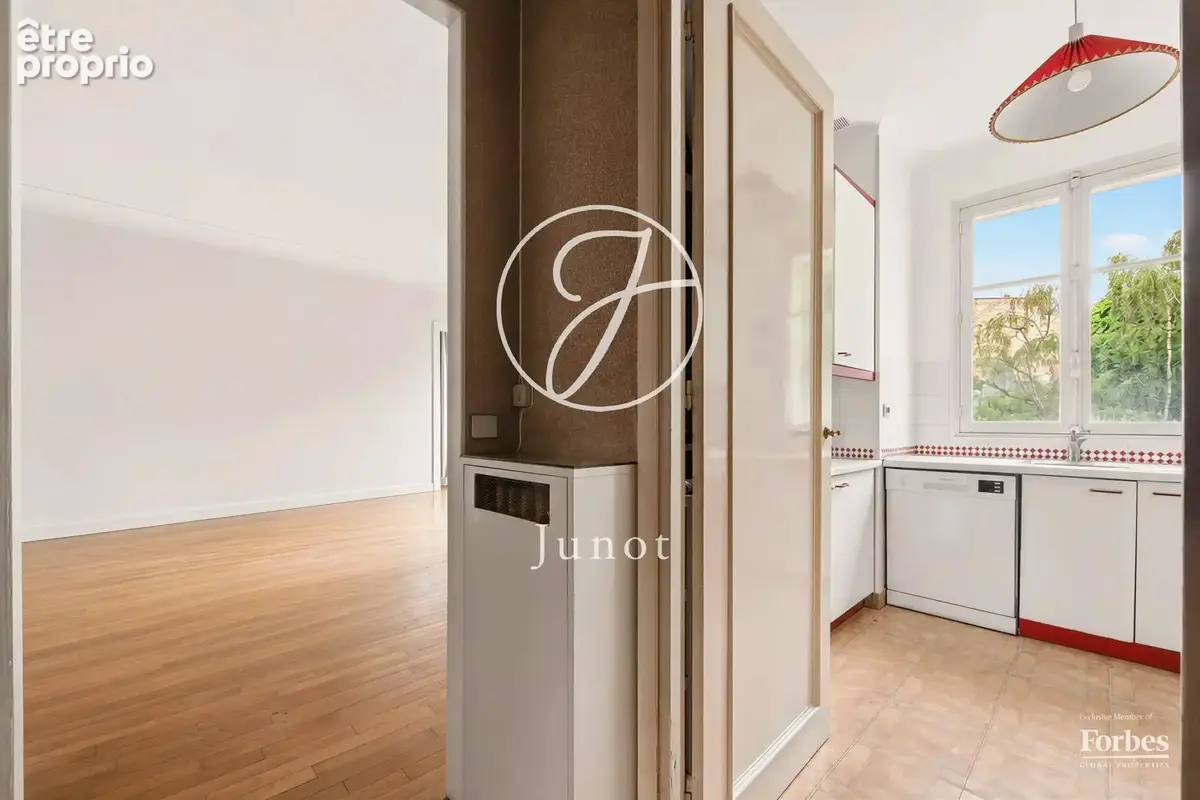 Paris 16e - TOUR / HENRI MARTIN - Appartement - 2 pièces - 50,52m² Carrez - 1 chambre - photo 7