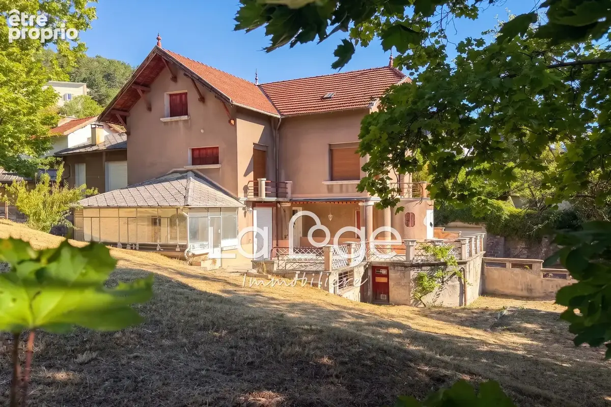 Maison 242 m² à Gap  - photo 2