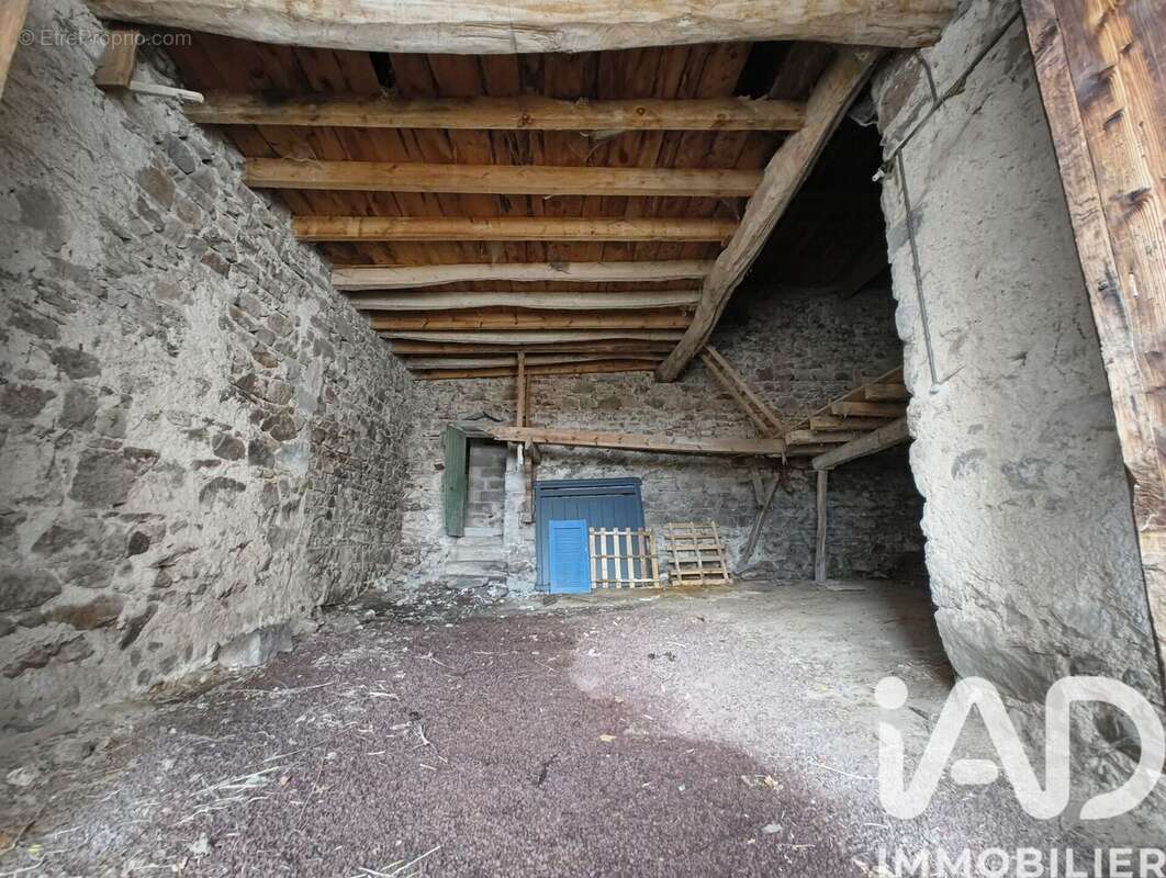 Photo 3 - Maison à CHATELGUYON