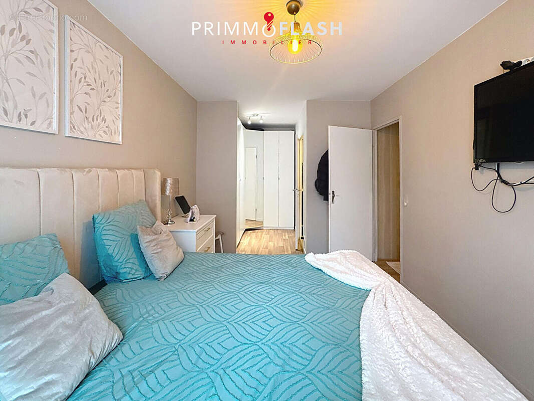 Appartement à AUBERVILLIERS