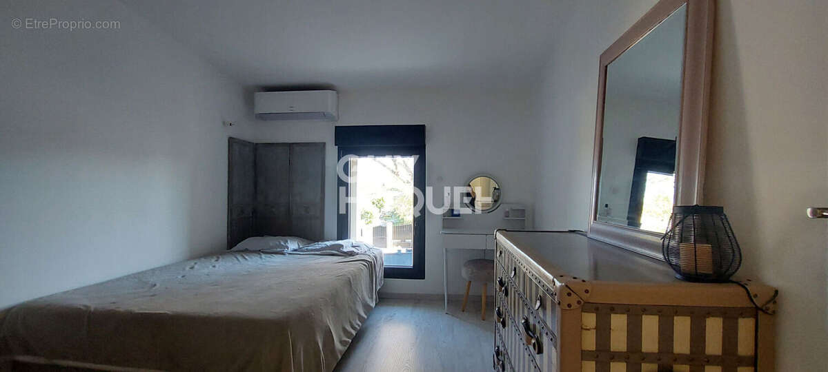 Maison à L&#039;ISLE-SUR-LA-SORGUE