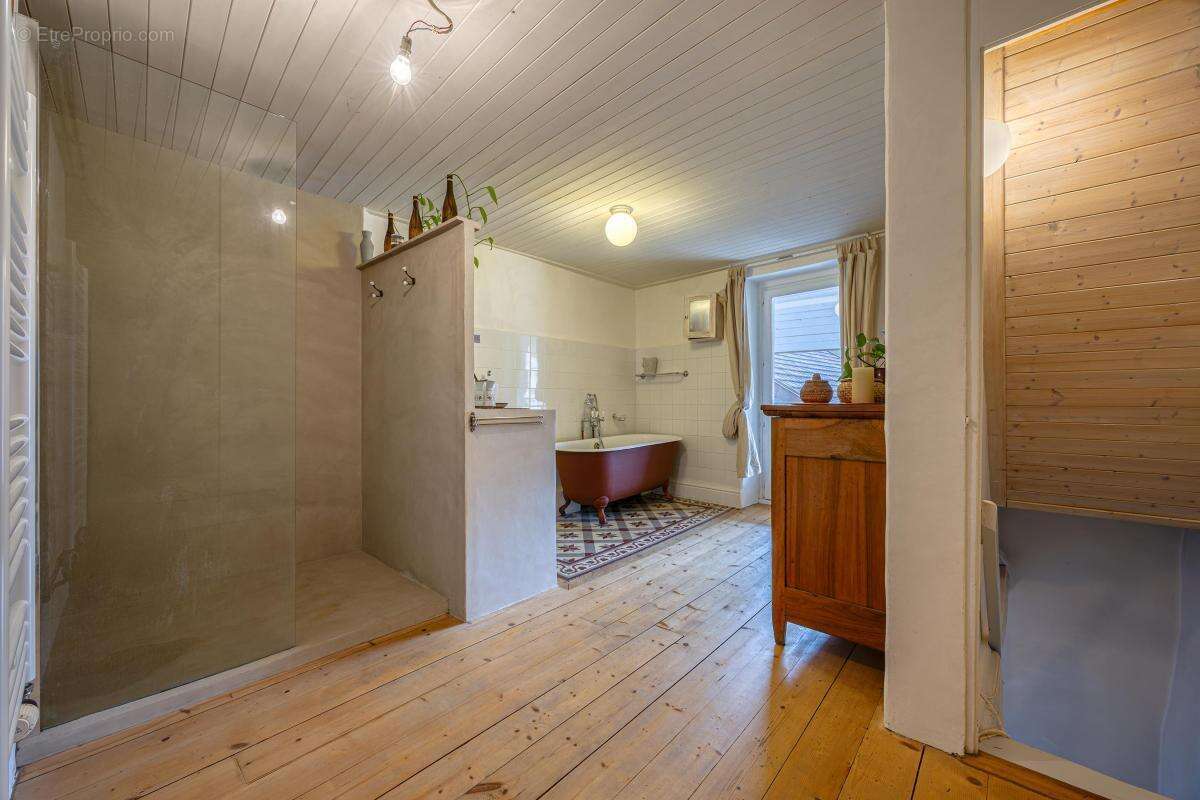 Maison 190 m² à Frangy  - photo 5