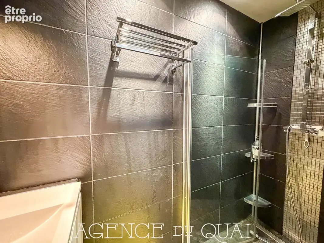 Appartement de standing en duplex avec terrasse de toit et vue exceptionnelle sur la cathédrale de Quimper - photo 19