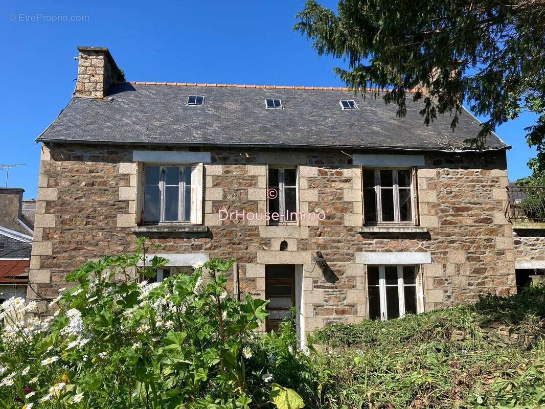 Maison à PLOUBAZLANEC