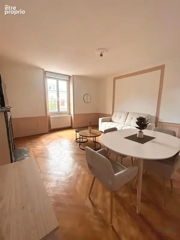 Appartement à YVRE-L'EVEQUE
