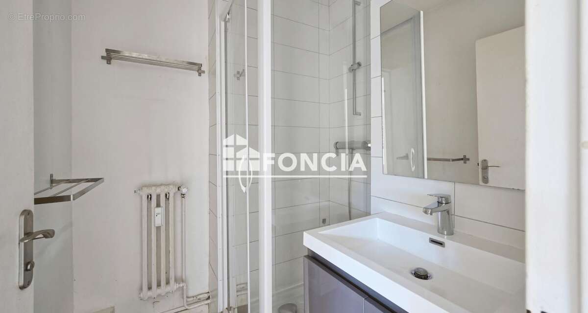 T4 balcons saint jean - photo 8