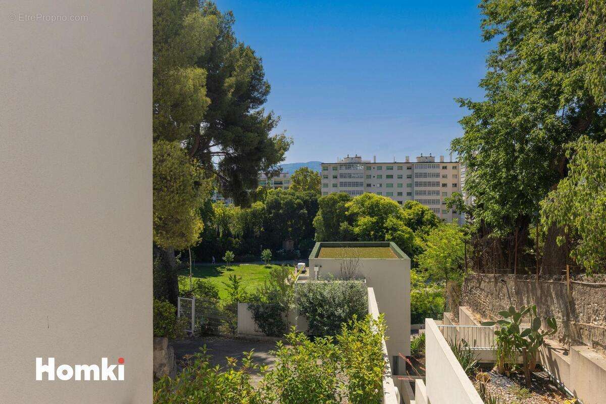 Appartement à MARSEILLE-8E