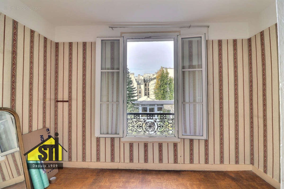 Appartement à PARIS-14E