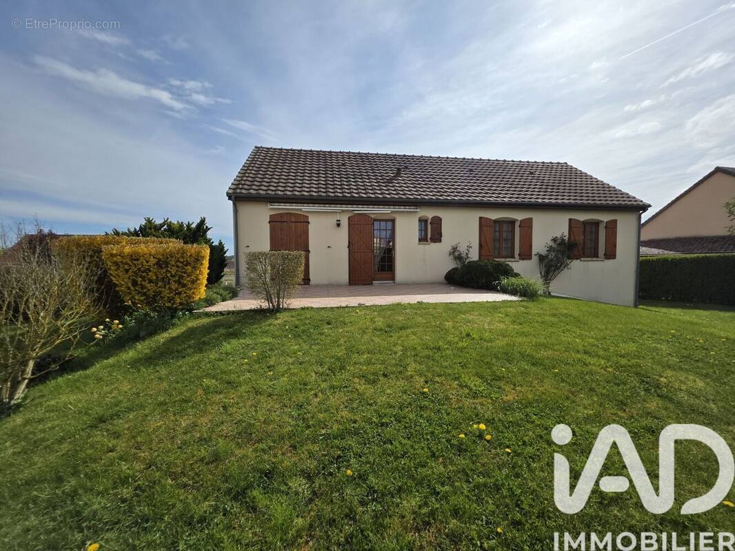 Photo 1 - Maison à CORVOL-L'ORGUEILLEUX