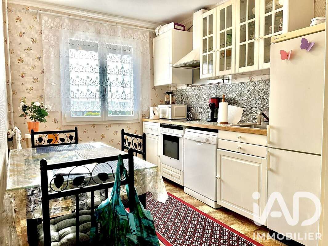 Appartement 67 m² à Sens  - photo 3