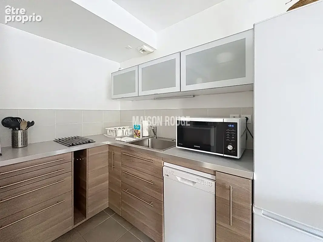 Appartement T2  avec terrasse et parking  à Dinard, proche marché et plages - photo 9