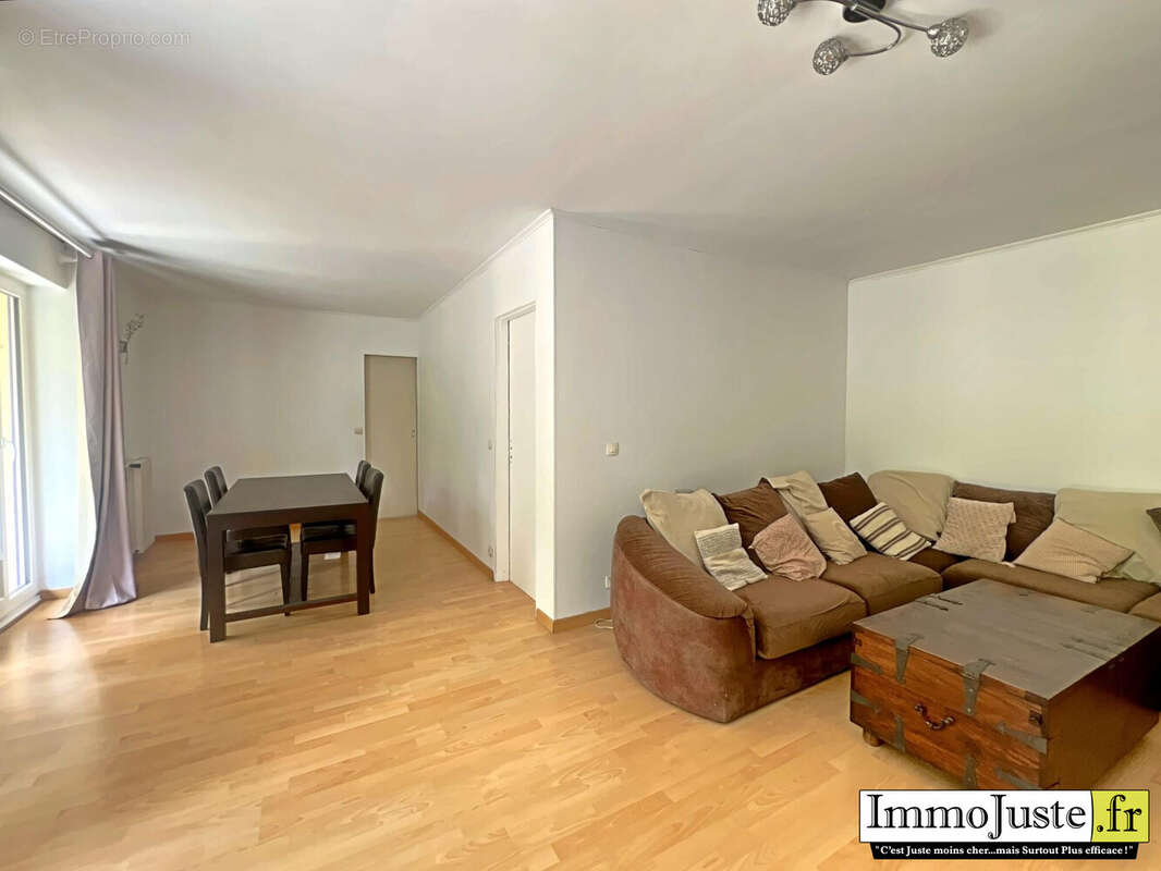 Appartement 95 m² à Elancourt  - photo 3