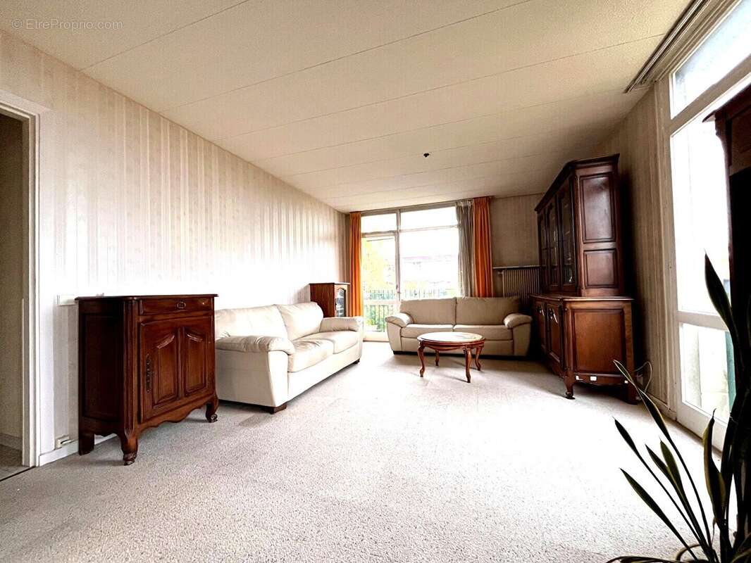 Appartement à RIS-ORANGIS