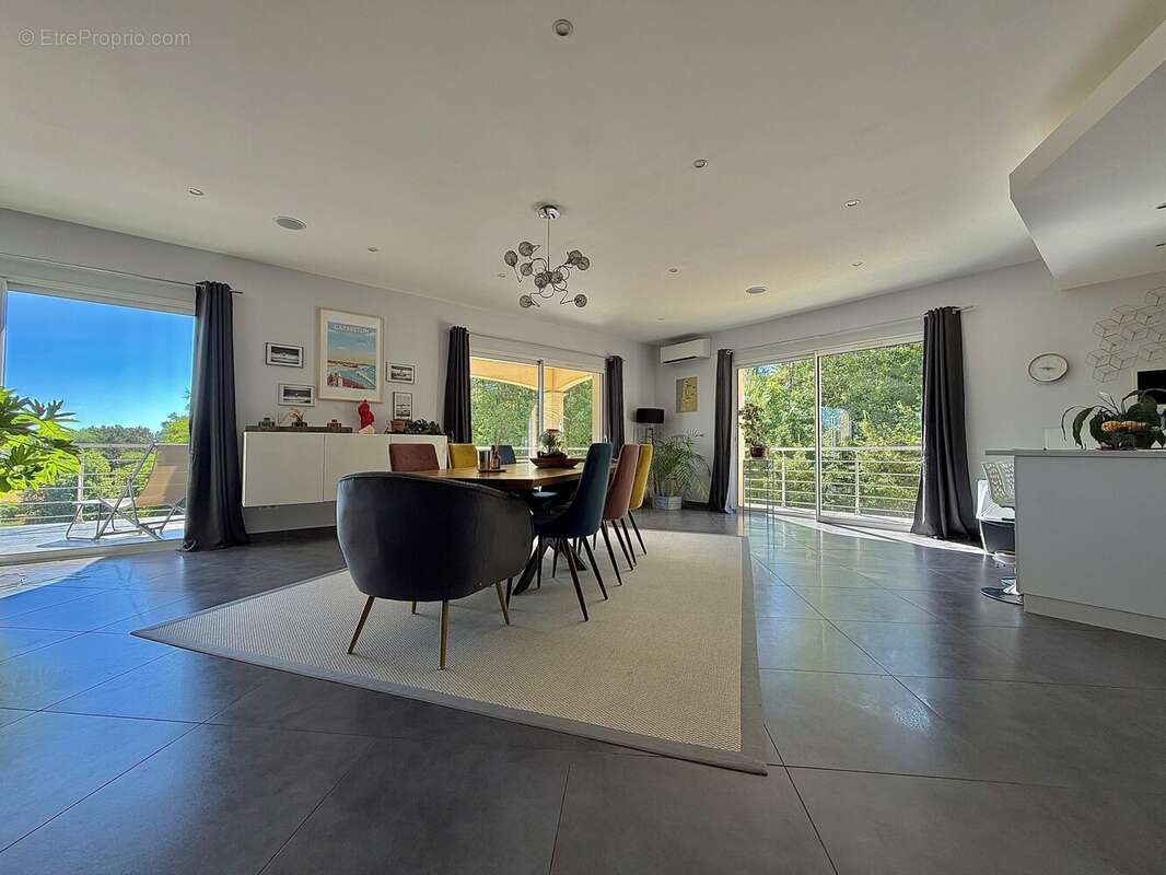 Maison à COULOUNIEIX-CHAMIERS