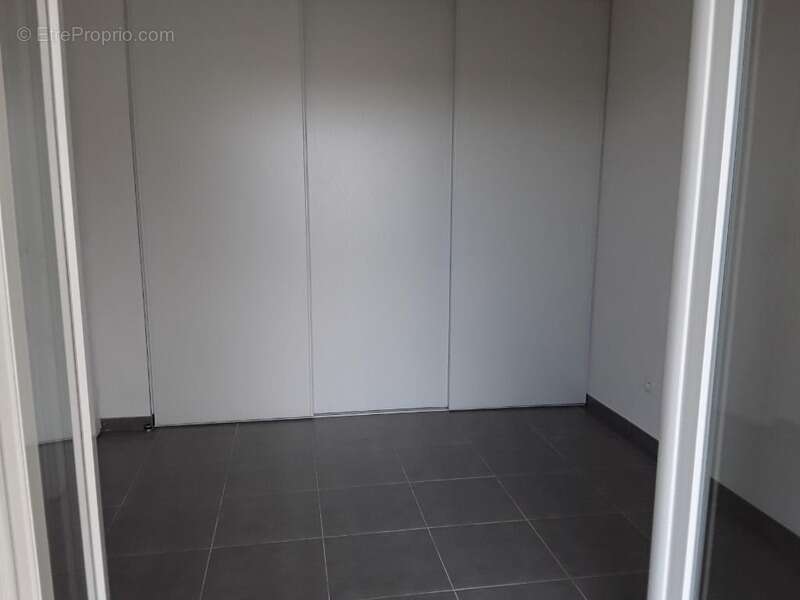 Appartement à THEZA