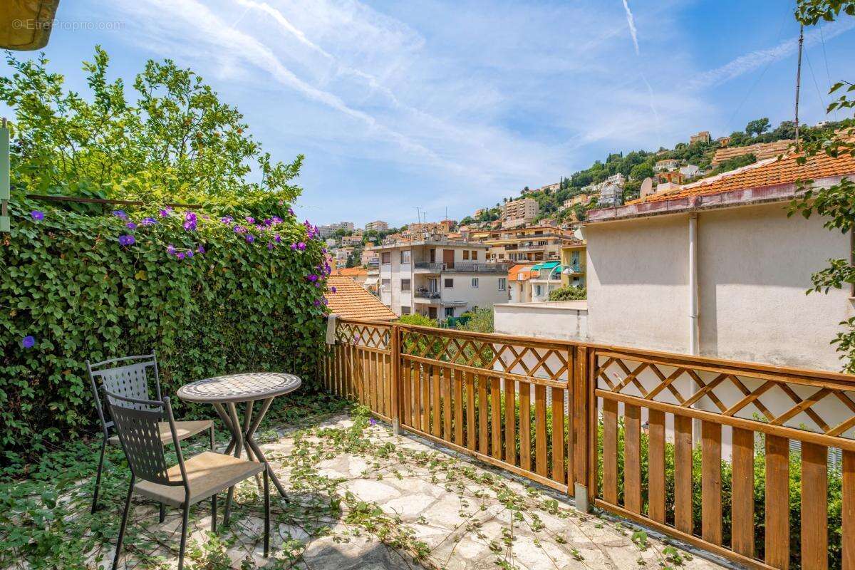 Maison de 7 pièces de 163 m² située à Nice - photo 16