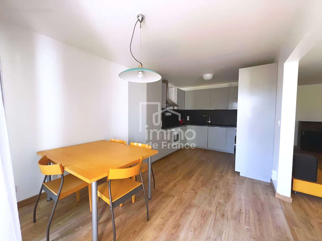 Appartement  4 pièces 84 m2 - photo 4