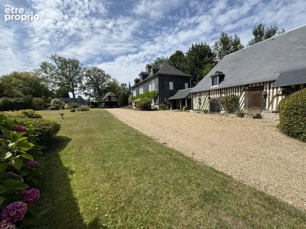 Maison 7 pièces 300 m² à vendre à Tourgeville (14800) - photo 3