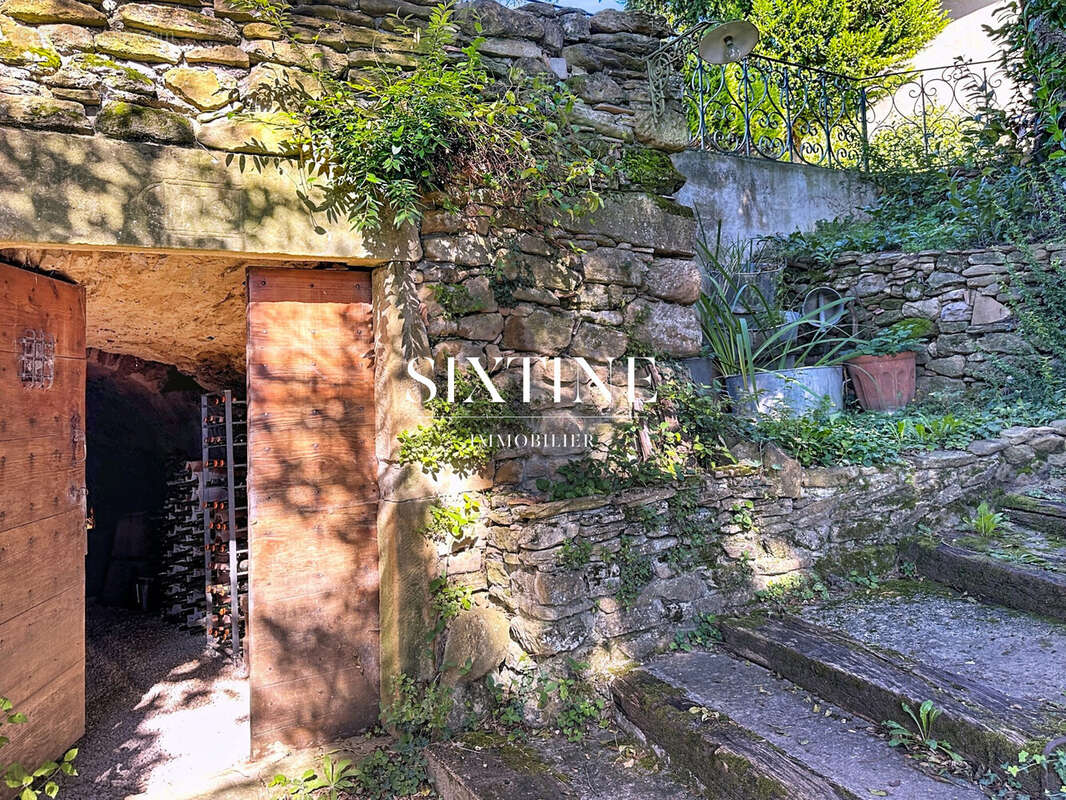Maison à VILLE-SOUS-ANJOU