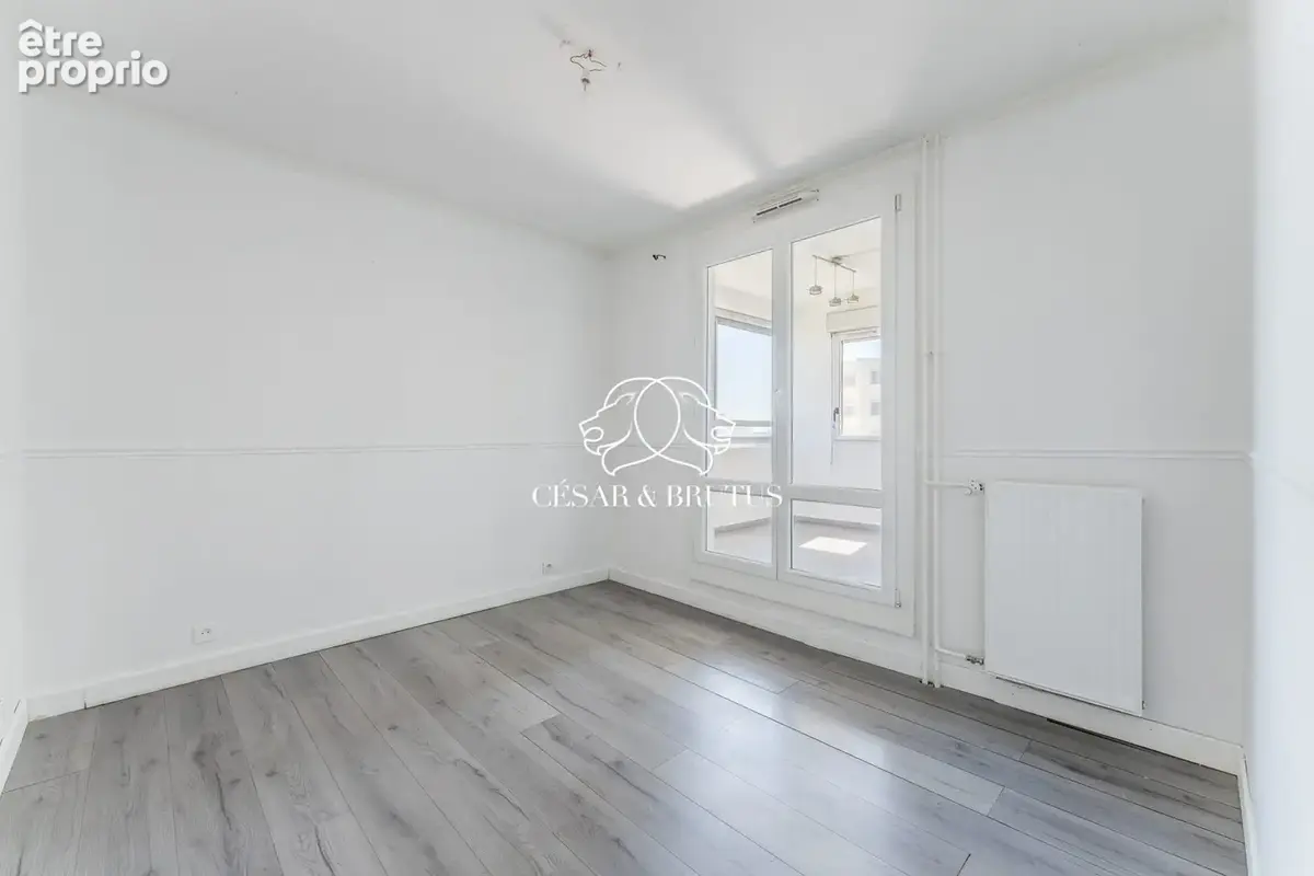 Appartement 4 pièces 78 m² à vendre à Vaulx-En-Velin (69120) - photo 7