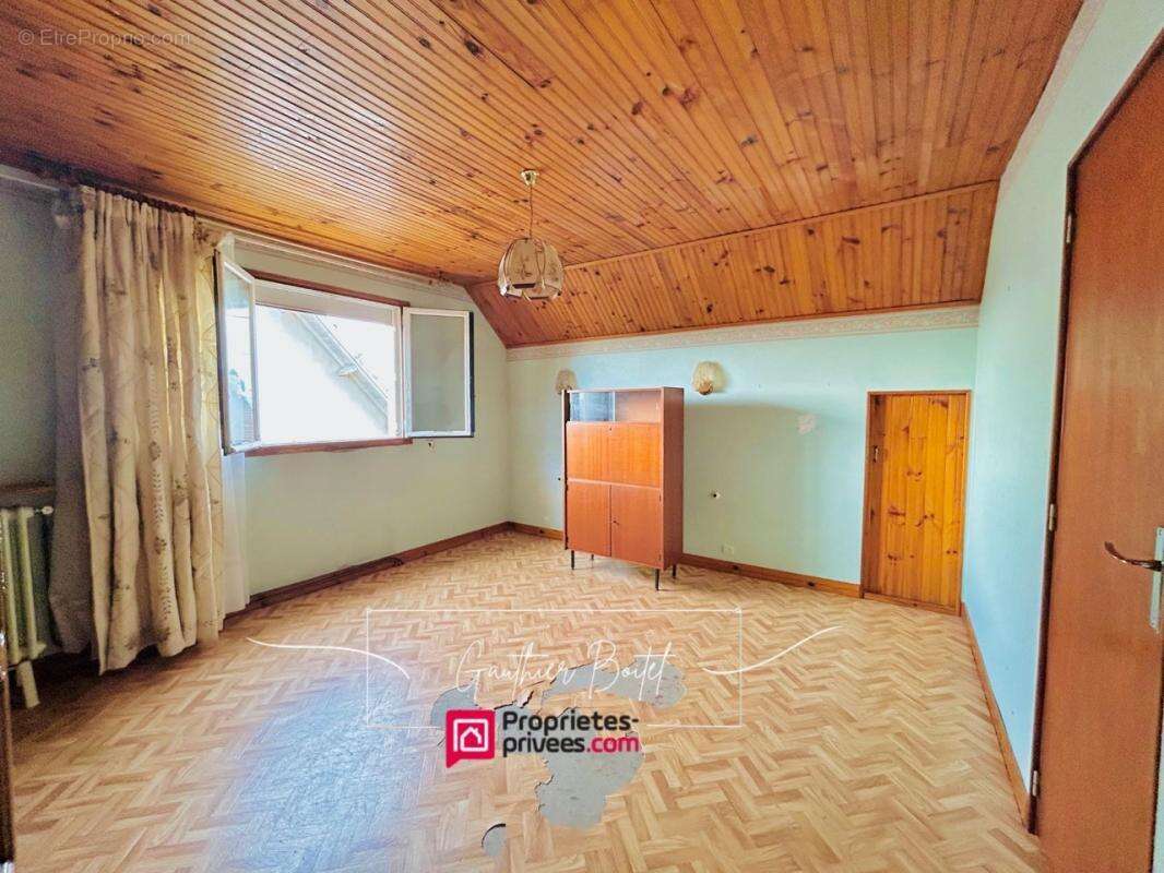 Maison à COULOMMIERS